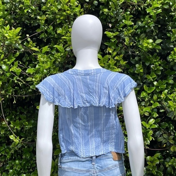💋SHOW Me Your Mumu Boho Blue Striped Ruffle Lace Tie Front Crop Blouse - Picture 10 of 13